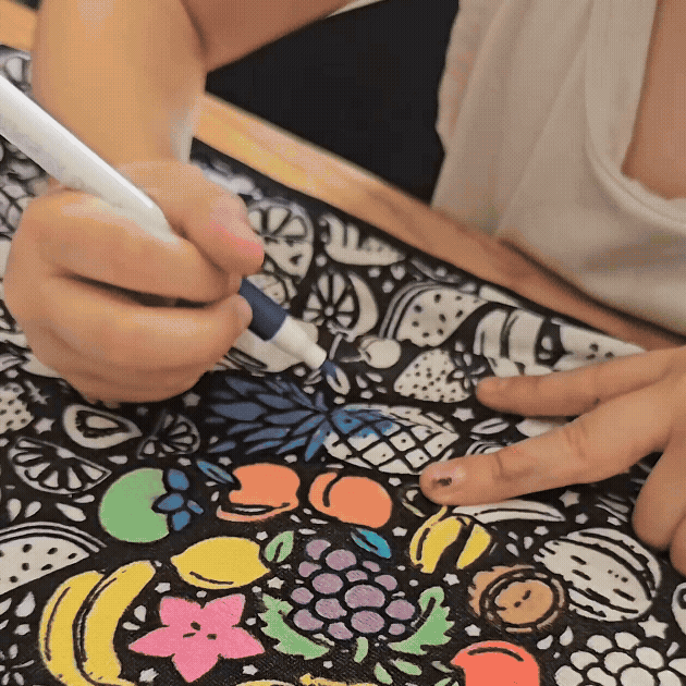 L’Art du Câlin en cours de coloriage